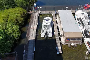 9050 Seward Park Ave S, Seattle, WA 98118 - Photo 2