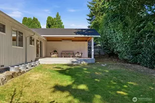 9925 NE 204th Pl, Bothell, WA 98011 - Photo 30