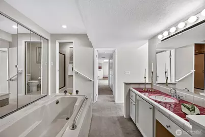 22609 6th Avenue S #202, Des Moines, WA 98198 - Photo 20