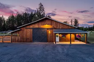 919 Middle Fork Rd, Onalaska, WA 98570 - Photo 1