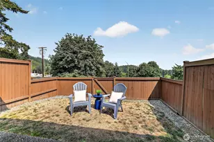25004 Lake Fenwick Rd S, Kent, WA 98032 - Photo 18