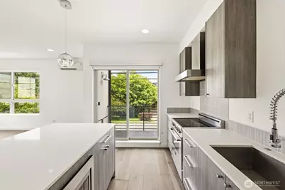 4767 35th Avenue S, Seattle, WA 98118 - Photo 20
