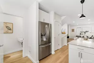 12524 15th Ave NE, Seattle, WA 98125 - Photo 10