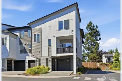 3311 156th Street SW #E8, Lynnwood, WA 98087 - Photo 1
