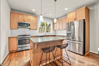 23000 NE 8th Street #C3, Sammamish, WA 98074 - Photo 6