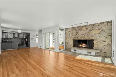 803 S 301st Place, Federal Way, WA 98003 - Photo 4
