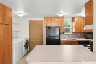 842 SW 126th St, Seattle, WA 98146 - Photo 8