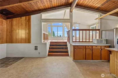 941 Diane Avenue, Oak Harbor, WA 98277 - Photo 24