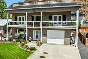 825 Hunter Ave SW, Quincy, WA 98848 - Photo 2