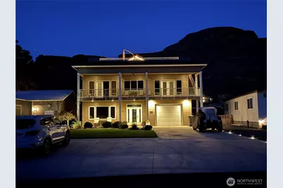 825 Hunter Avenue SW, Quincy, WA 98848 - Photo 1