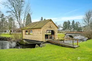 18425 NE 95th St, Redmond, WA 90852 - Photo 20
