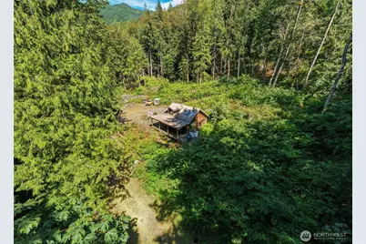 9075 Upper Frost Creek Road, Maple Falls, WA 98266 - Photo 24