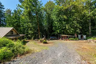 9075 Upper Frost Creek Rd, Maple Falls, WA 98266 - Photo 18