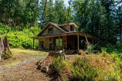 9075 Upper Frost Creek Road, Maple Falls, WA 98266 - Photo 16