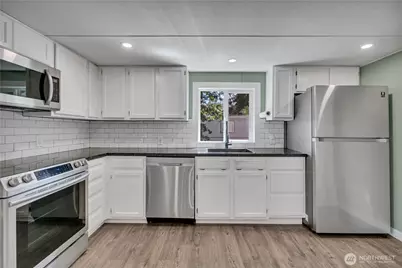 706 165th Street Ct E #44, Spanaway, WA 98387 - Photo 12