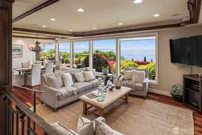 8723 Talbot Road, Edmonds, WA 98026 - Photo 10