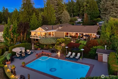 8723 Talbot Road, Edmonds, WA 98026 - Photo 2