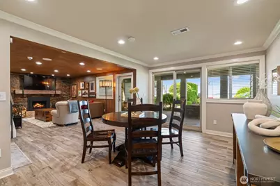 8723 Talbot Road, Edmonds, WA 98026 - Photo 30