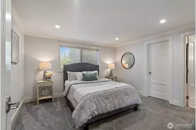 8723 Talbot Road, Edmonds, WA 98026 - Photo 26