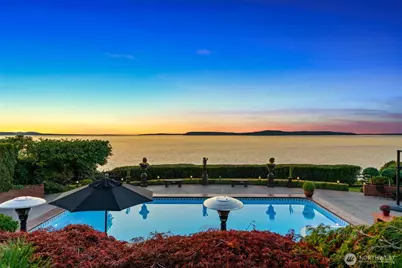 8723 Talbot Road, Edmonds, WA 98026 - Photo 4