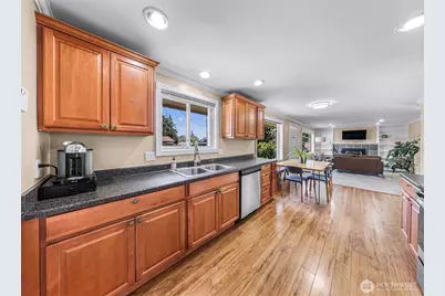 1505 39th Street, Anacortes, WA 98221 - Photo 18