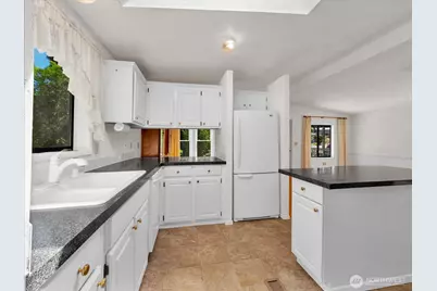 17235 119th Avenue NE, Bothell, WA 98011 - Photo 12