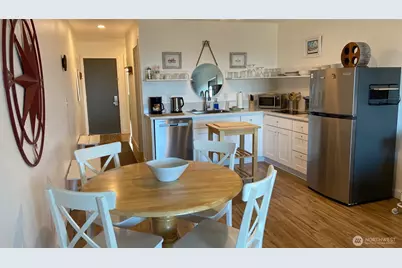 304 14th Street NW #203, Long Beach, WA 98631 - Photo 8