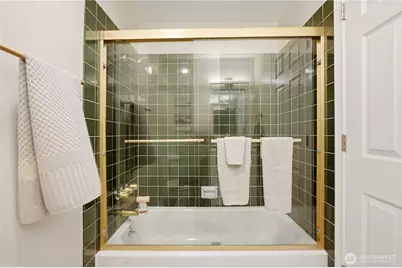 6208 Sycamore Place, Everett, WA 98203 - Photo 22