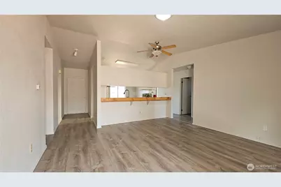 26018 191st Place SE, Covington, WA 98042 - Photo 4