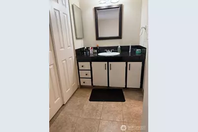 24855 145th Lane SE, Kent, WA 98042 - Photo 12