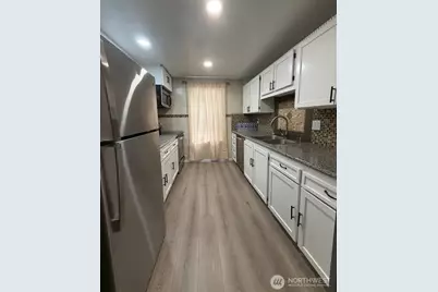 24855 145th Lane SE, Kent, WA 98042 - Photo 6