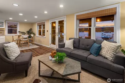 11754 Riviera Place NE, Seattle, WA 98125 - Photo 24