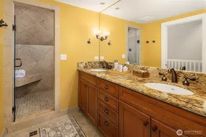 11754 Riviera Place NE, Seattle, WA 98125 - Photo 20