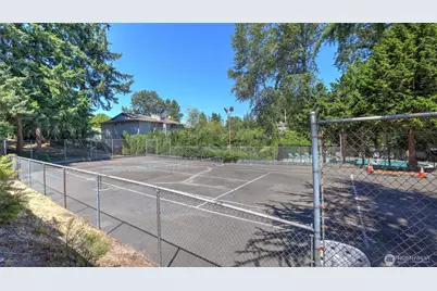 17431 Ambaum Boulevard S #D2, Burien, WA 98148 - Photo 20