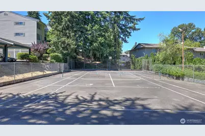 17431 Ambaum Boulevard S #D2, Burien, WA 98148 - Photo 22