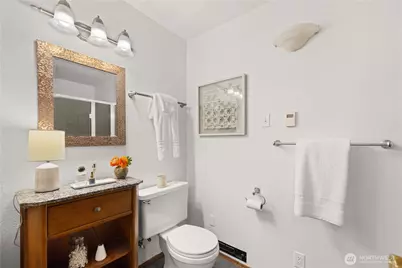 23417 Edmonds Way, Edmonds, WA 98026 - Photo 20