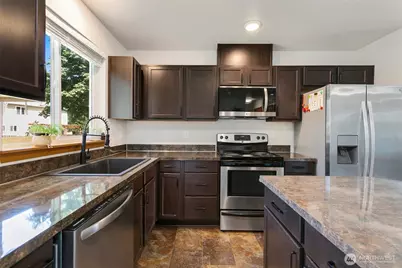 22207 126th Street E, Bonney Lake, WA 98391 - Photo 4