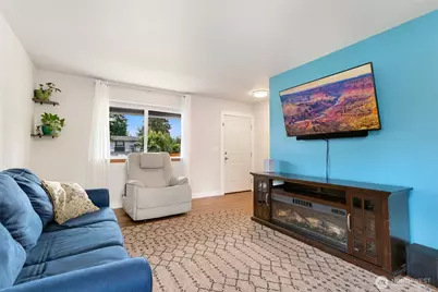22207 126th Street E, Bonney Lake, WA 98391 - Photo 2