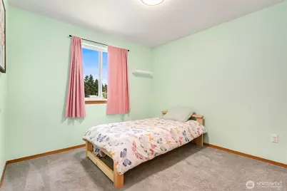 22207 126th Street E, Bonney Lake, WA 98391 - Photo 18