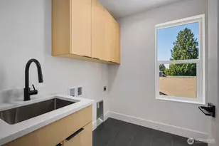 726 N 89th St, Seattle, WA 98103 - Photo 28