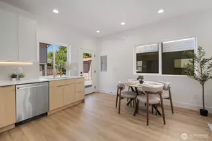 726 N 89th St, Seattle, WA 98103 - Photo 10