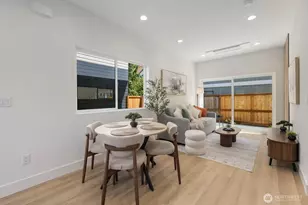 726 N 89th St, Seattle, WA 98103 - Photo 8