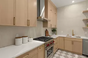 13203 NE 54th Pl, Bellevue, WA 98005 - Photo 16