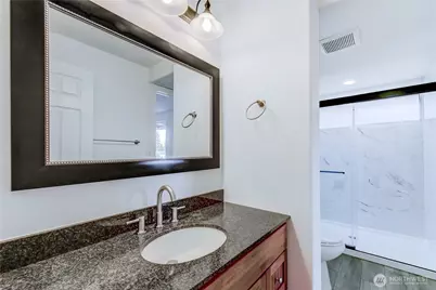 17415 159th Avenue SE, Renton, WA 98058 - Photo 4