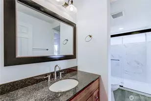 17415 159th Ave SE, Renton, WA 98058 - Photo 4
