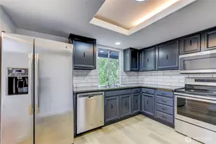 17415 159th Ave SE, Renton, WA 98058 - Photo 10