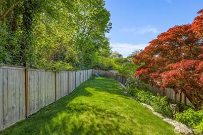 801 W Barrett Street, Seattle, WA 98119 - Photo 34