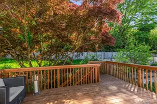 801 W Barrett St, Seattle, WA 98119 - Photo 32