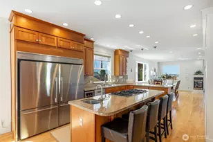 801 W Barrett St, Seattle, WA 98119 - Photo 10