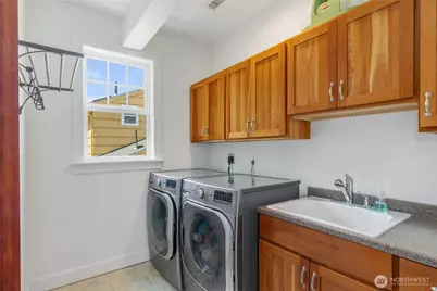 801 W Barrett Street, Seattle, WA 98119 - Photo 26